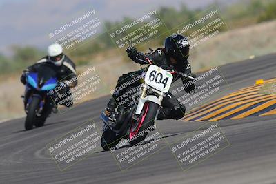 media/Sep-30-2023-SoCal Trackdays (Sat) [[636657bffb]]/Turn 4 (945am)/